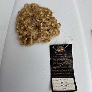 Vintage Erika International Doll Wig Hair for 7-8 Inch Dolls Erika Honey Blonde